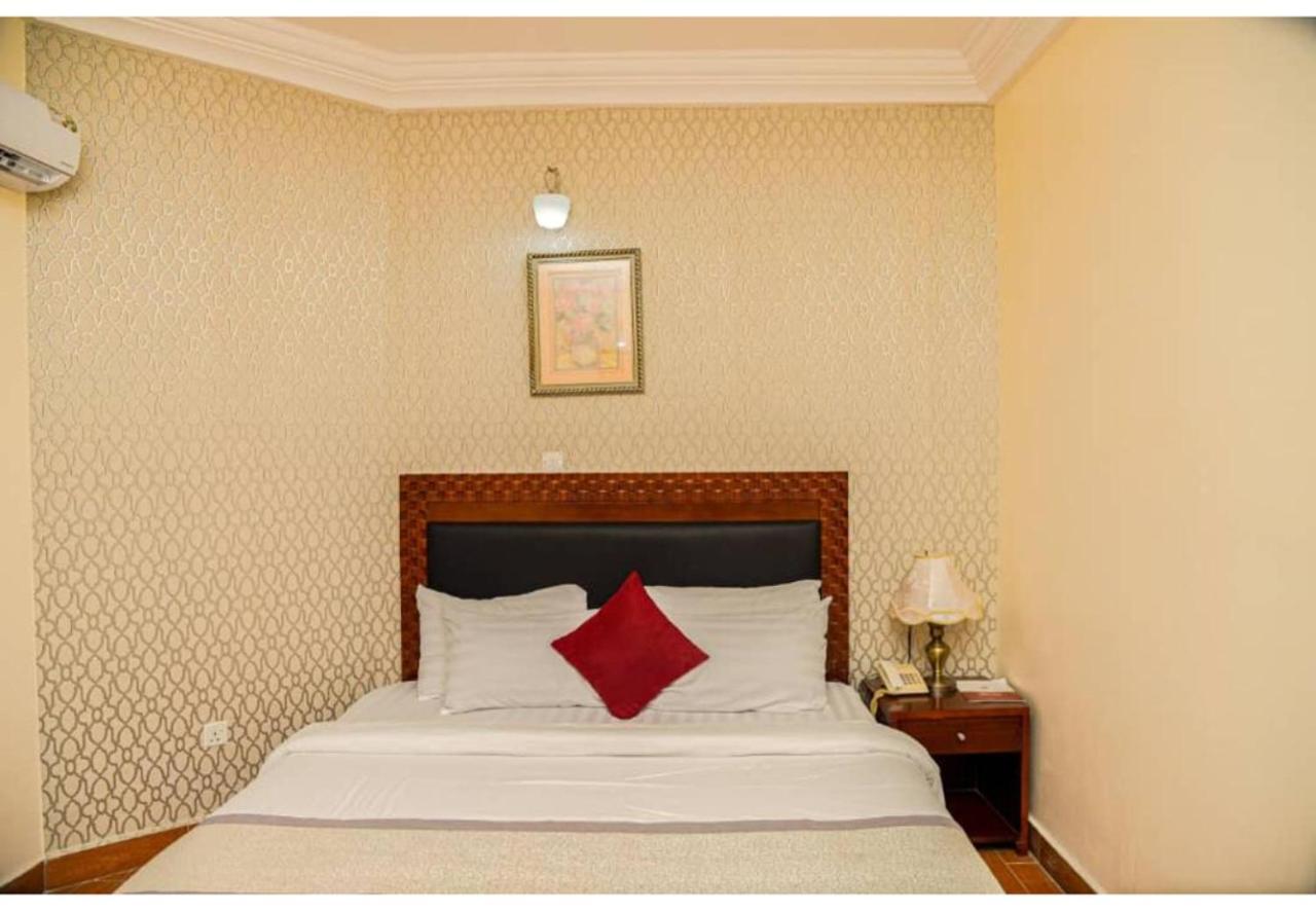 Royalton Hotels Абуджа Экстерьер фото