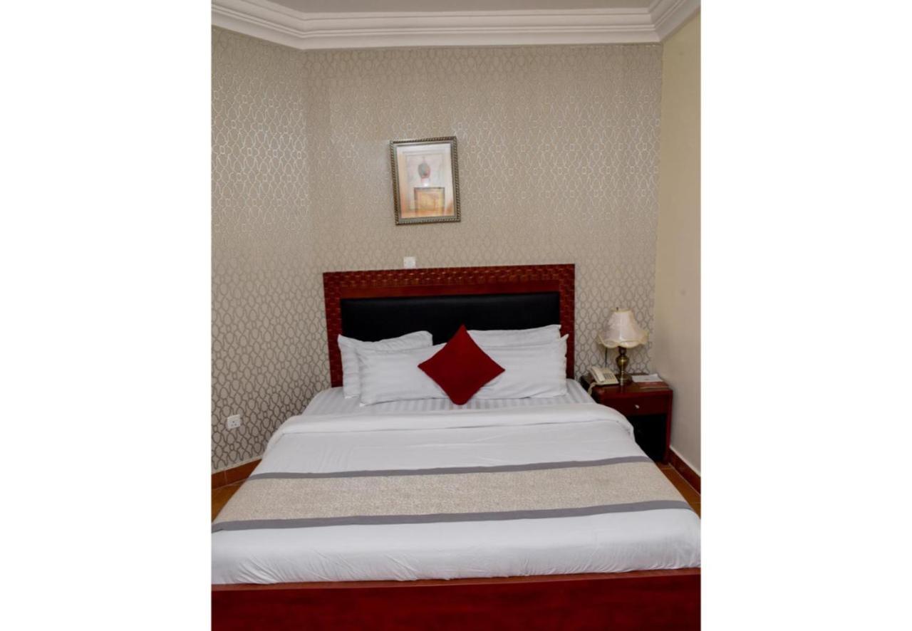 Royalton Hotels Абуджа Экстерьер фото